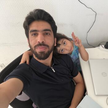 Babysitting job in Abu Dhabi: babysitting job Adnan