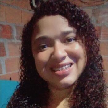 Babysitter in Santa Isabel: Alessandra costa souza