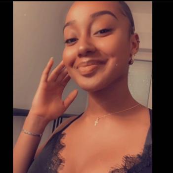 Baby-sitter in Saint-Germain-en-Laye: Carla