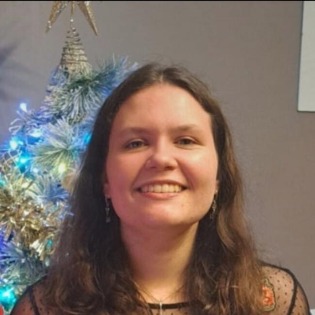 Babysitter in Saint-Germain-en-Laye: Celia