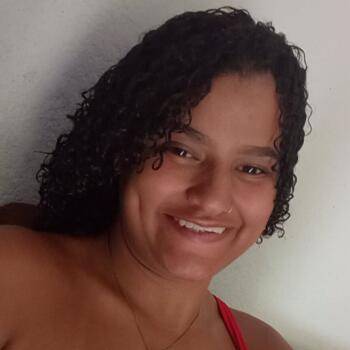 Babysitter in Domingos Martins: Deise Kelly