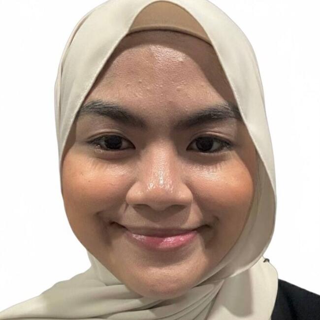 Babysitter in Singapore: Shariffah
