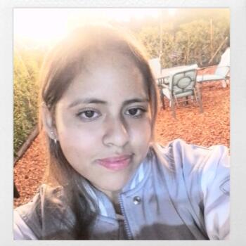 Babysitter in Independencia: Kiara