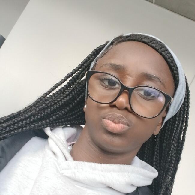 Babysitter in Issy-les-Moulineaux: Mayliss et Coumba