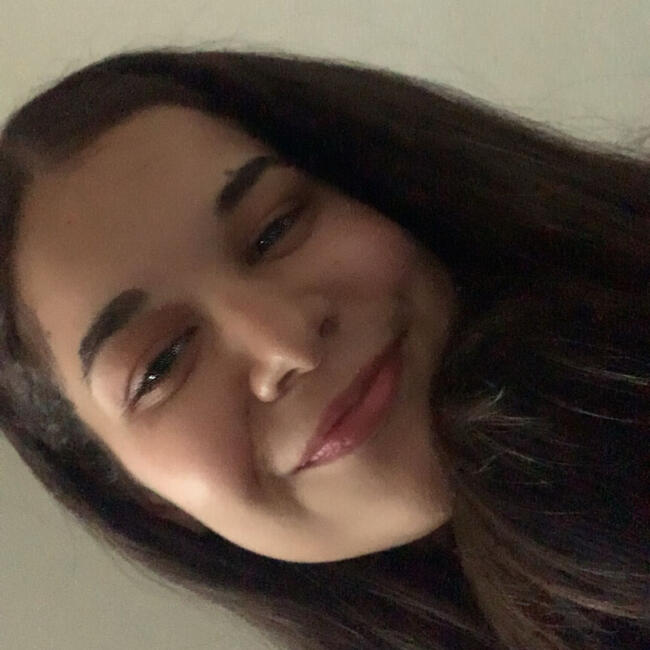 Babysitter in Agde: Leila