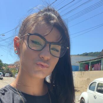 Emprego de babá em Florianópolis: emprego de babá Carolini