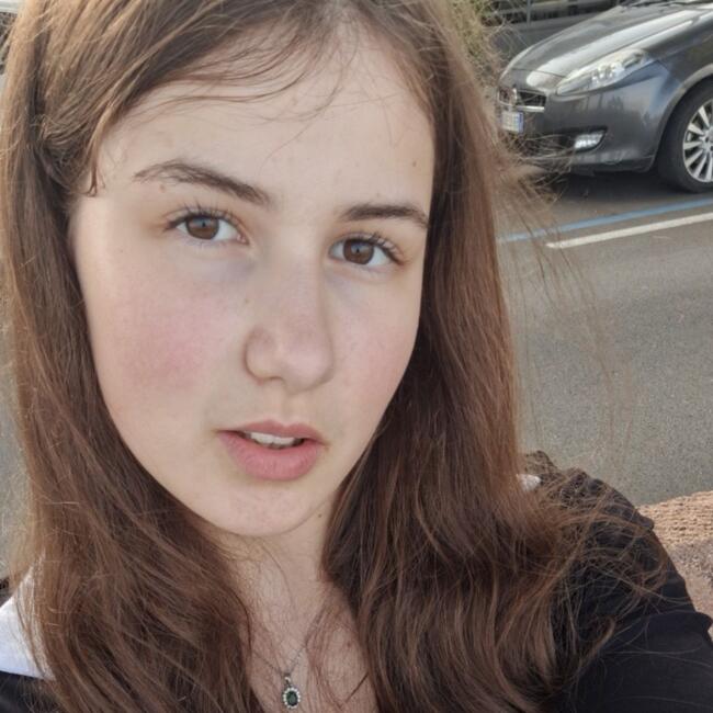 Lastenhoitaja Vihti: Sofia