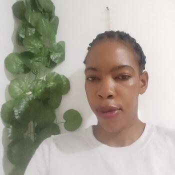 جليسة أطفال في دبي: Carren mufaro