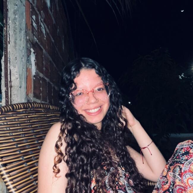 Babysitter in Luis Eduardo Magalhães: Cris