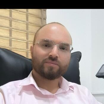 Babysitting job in Najrān: babysitting job Aamir