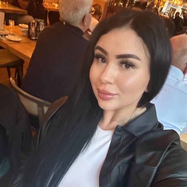 Babysitter in Noordwijkerhout: Karina