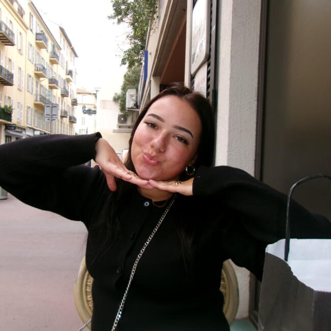Babysitter in Nice: Marie