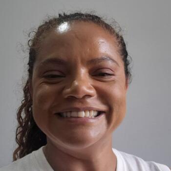 Babysitter in Arujá: Elaine Santos