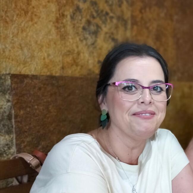 Babysitter in Vélez-Málaga: Montserrat