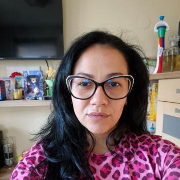 Babysitting job in Veliko Tarnovo: Михаела