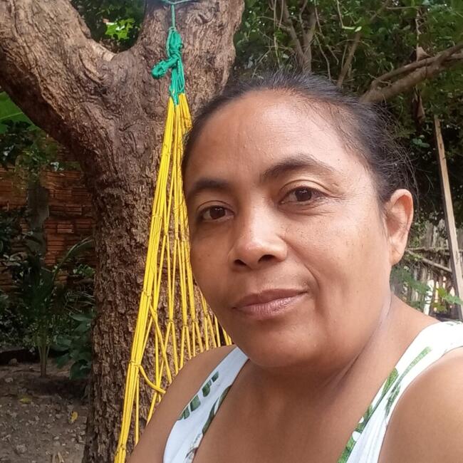 Babá em Suzano: JANE