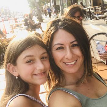Baby-sitting Toronto: job de garde d'enfants Goretti