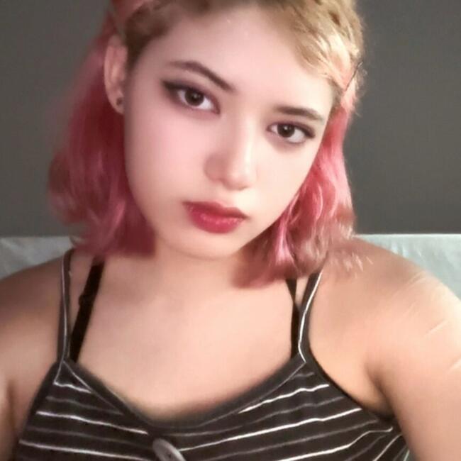 Babysitter in Niterói: Laura