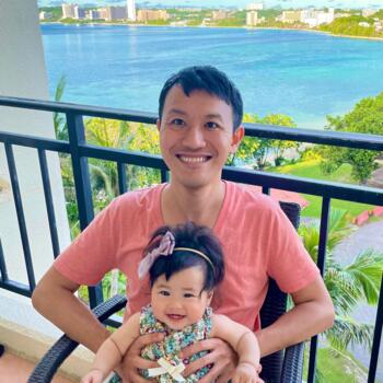 Babysitting job in London: babysitting job Taku