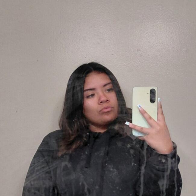 Babysitter in Hayward: Jocelyn