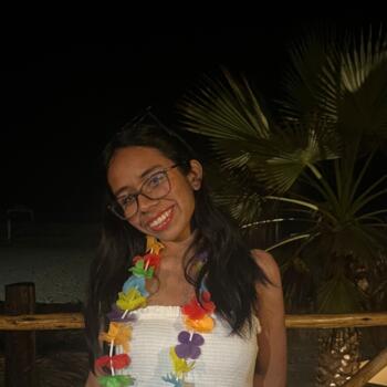 Babysitter in Lima: Maria Pia