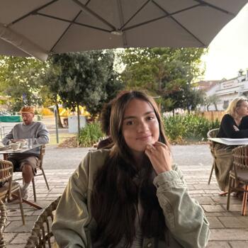 Babysitter in Poitiers: Célia