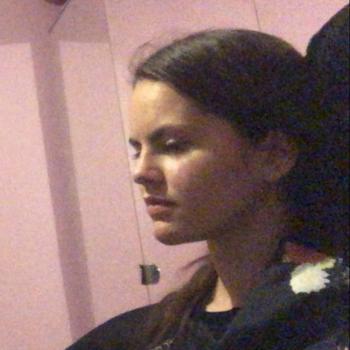 Baby-sitter Courbevoie: Emma