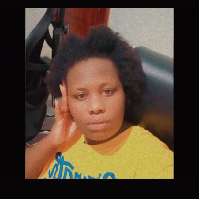 Babysitter in Kampala: Marion