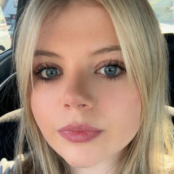 Babysitter Auckland: Lily-Grace