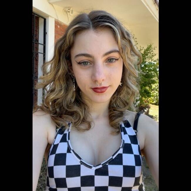 Babysitter in Salinas: Martina Fernández