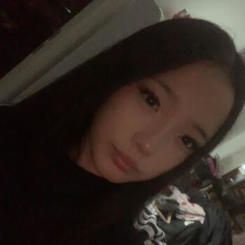 Babysitter in Montreuil: Eunji