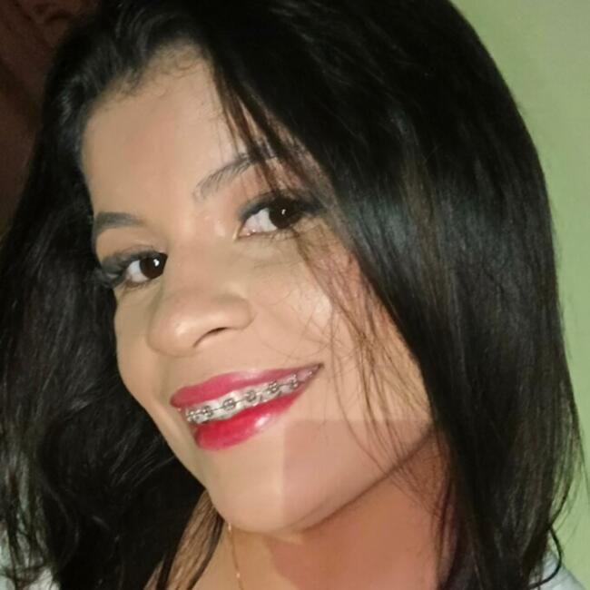 Babysitting job in Senador Canedo: Mychelly
