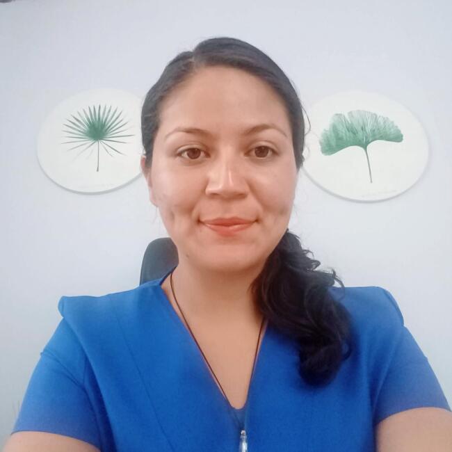 Babysitter in San José (Provincia de San José): Egda Karolina