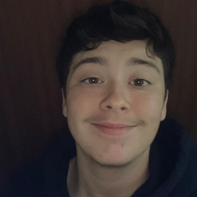 Canguro en Castellón de la Plana: Adrián