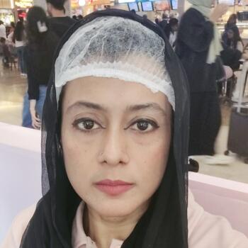 बंगलौर में आया: Sangita