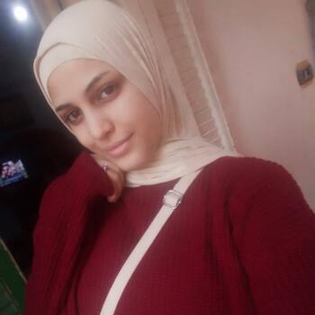 Babysitter in Alexandria: Maruim