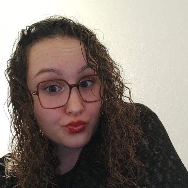 Babysitter in Loiré: Zoe