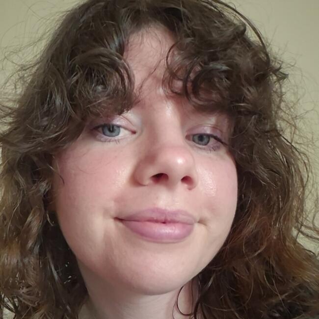 Babysitter in Sunshine Coast: Norah