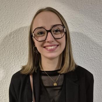 Babysitter in Annecy: Lylou