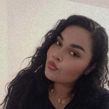 Babysitter in Nantes: Ines