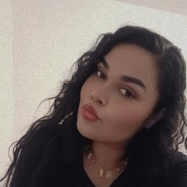 Babysitter in Nantes: Ines