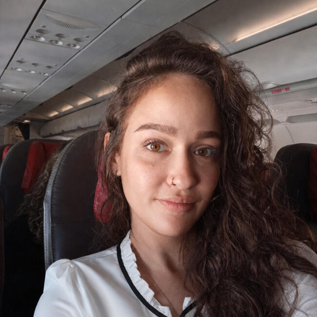 Babá em Recife: Thaís