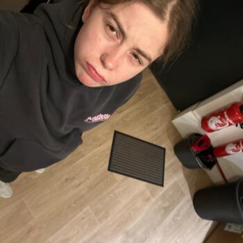 Babysitter Boulogne-sur-Mer: Louise