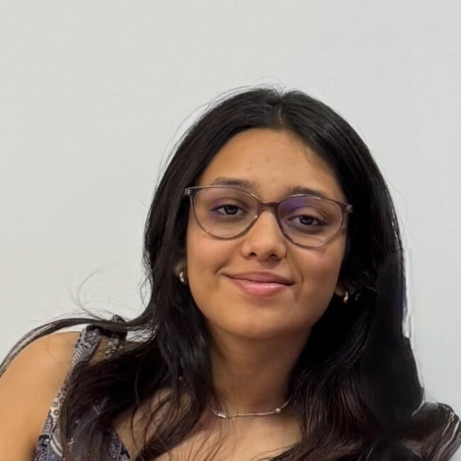 Babysitter in Amsterdam: Mansi