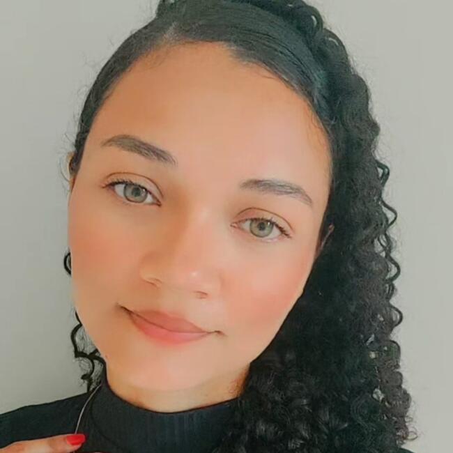 Babá em Poços de Caldas: Sândila