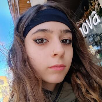 Babysitter in Villamediana de Iregua: Aroa