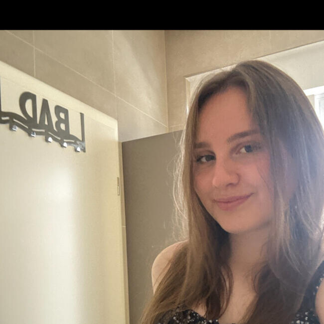 Babysitter in Göllheim: Emily