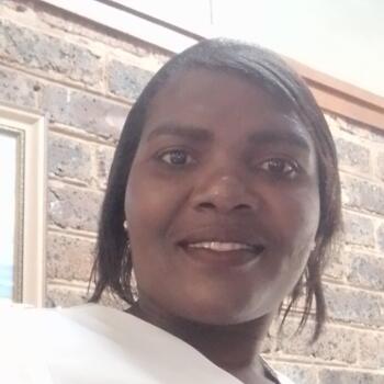 Babysitter Mabopane: Sarah