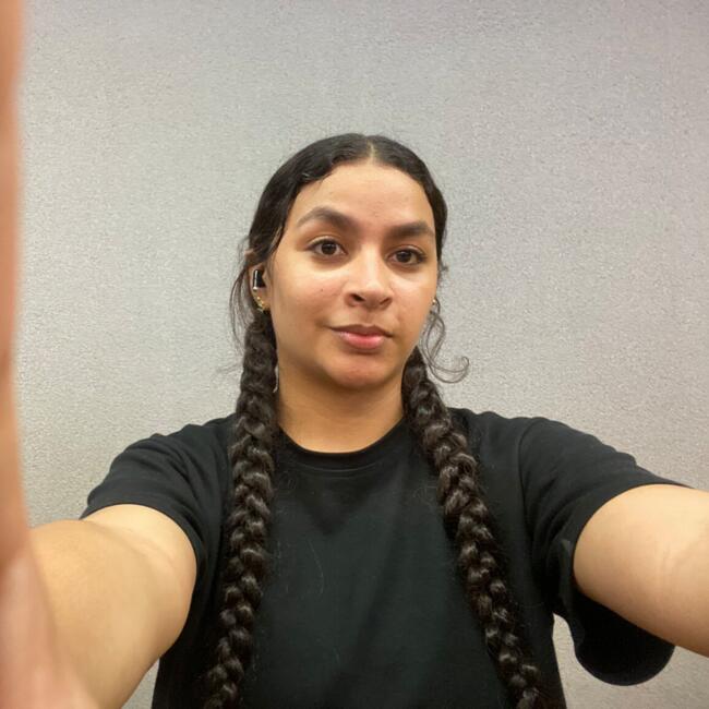 Babysitter in Medellín: Valentina