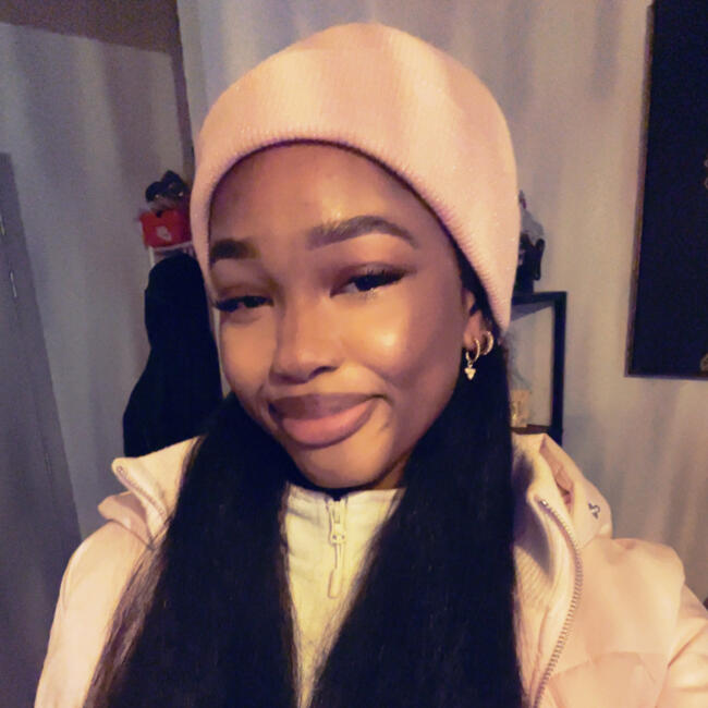 Babysitter in Deinze: Djamila